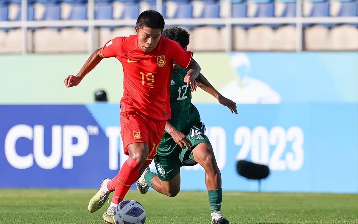 皇冠体育登录入口-亚泰官宣中场迎来新大鱼助阵，曾是上港重点培养对象，值得期待